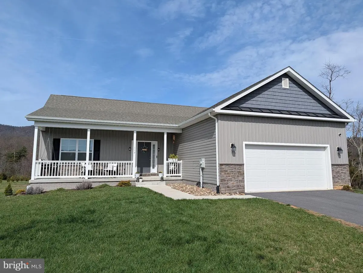 117 Mickey Mantle Ct, Berkeley Springs, WV 25411 - #1