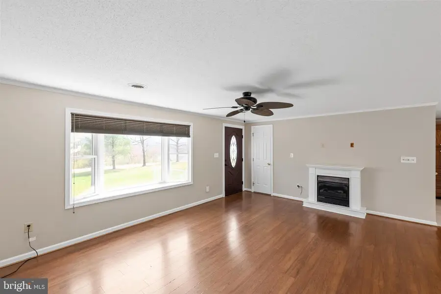 25 Nelson Ln, Berkeley Springs, WV 25411 - #2