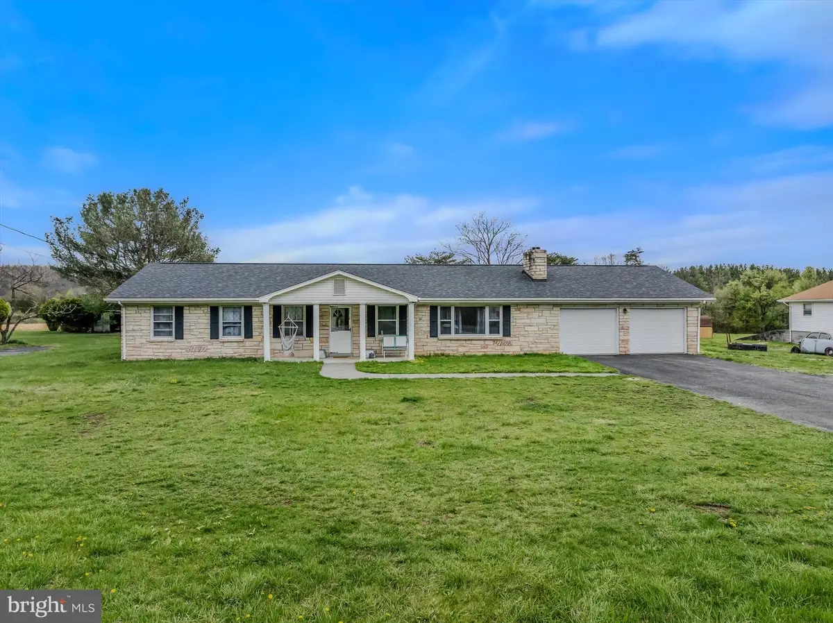 11195 Valley Rd, Berkeley Springs, WV 25411 - #1