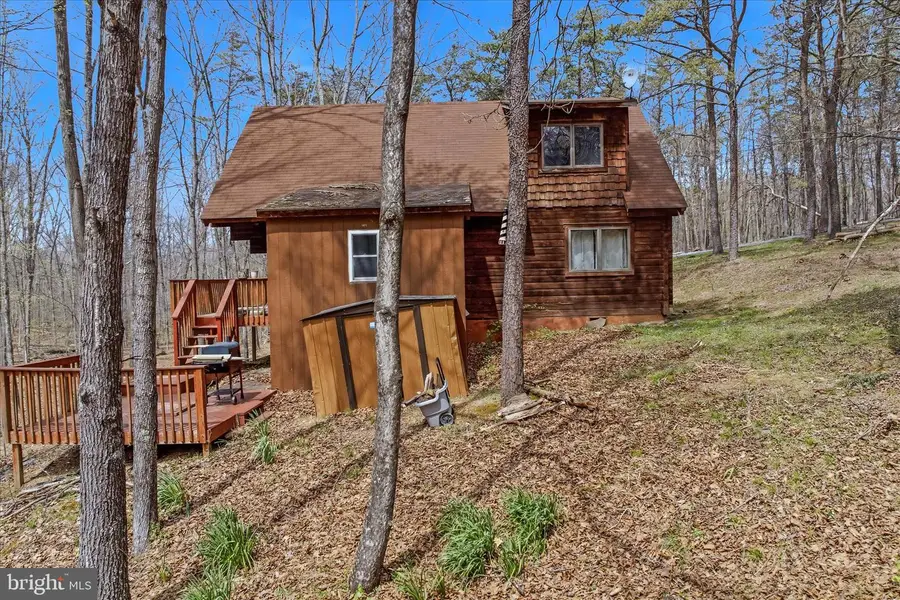264 Clear Spring Ln, Berkeley Springs, WV 25411 - #3