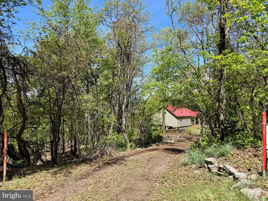 457 Blumb Ln, Great Cacapon, WV 25422 - #3