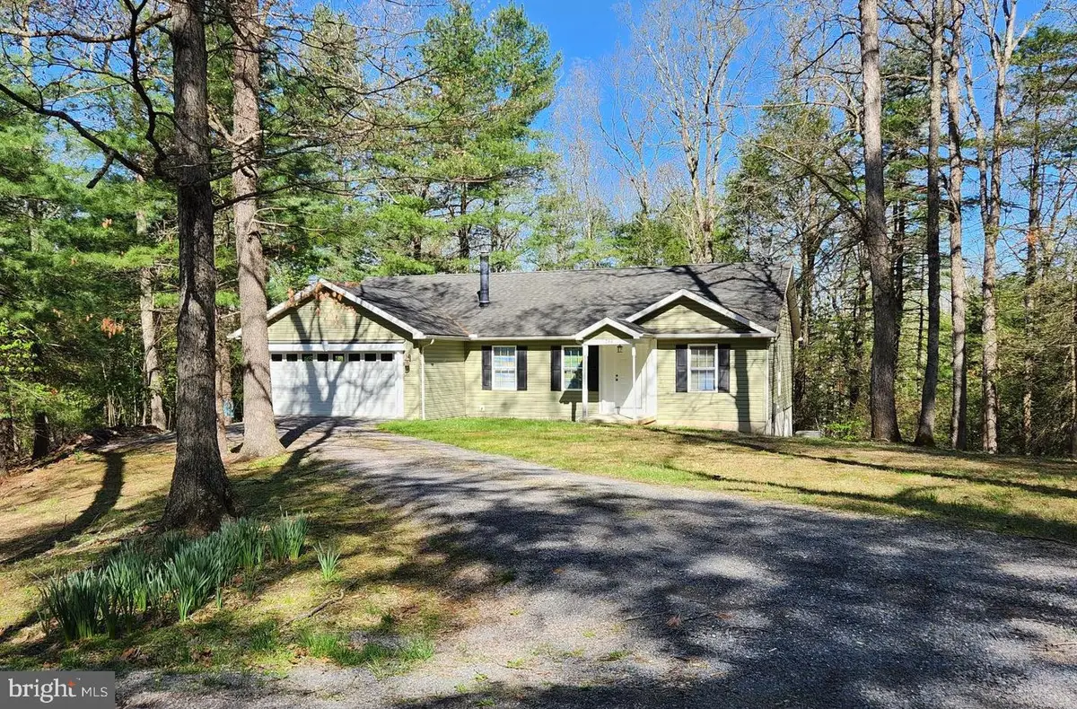 264 Chestnut Oak Ln, Hedgesville, WV 25427 - #1
