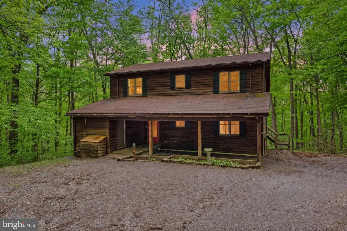 132 Bobcat Dr, Berkeley Springs, WV 25411 - #1