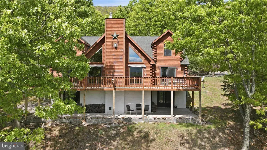 1052 Parkside Dr, Berkeley Springs, WV 25411 - #2