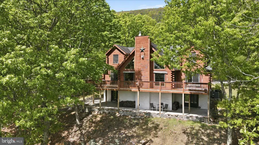 1052 Parkside Dr, Berkeley Springs, WV 25411 - #3