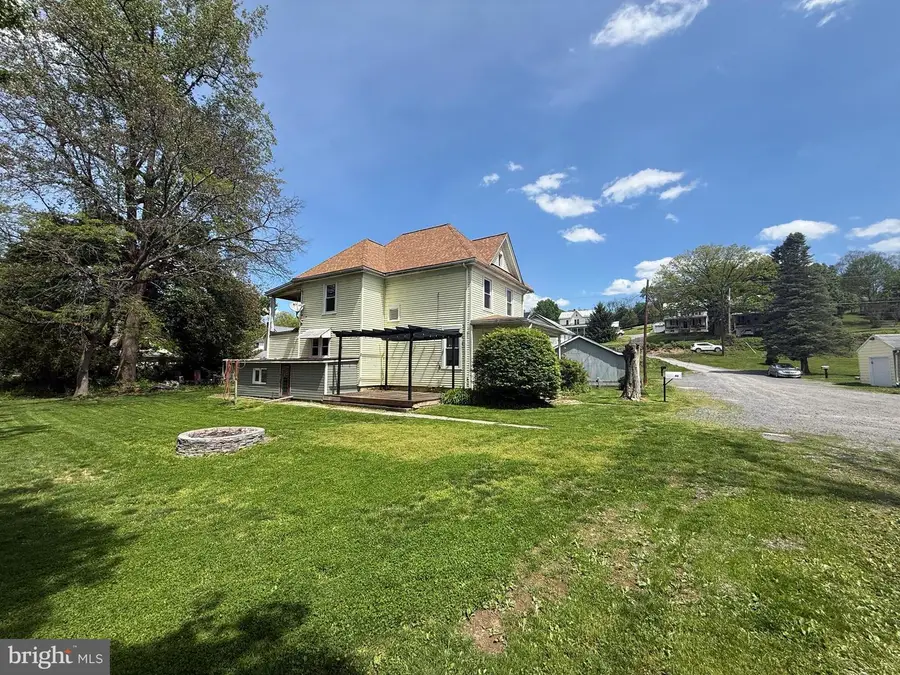 40 Mable Ln, Berkeley Springs, WV 25411 - #3