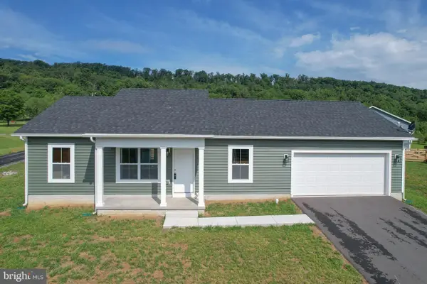 147 Greg Dr, BERKELEY SPRINGS, WV 25411