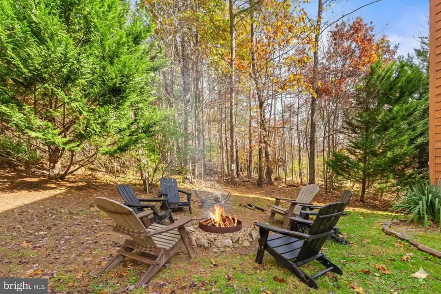 575 Creekview Ln, Berkeley Springs, WV 25411 - #3