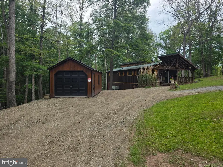 237 Redbud Ln, Hedgesville, WV 25427 - #2