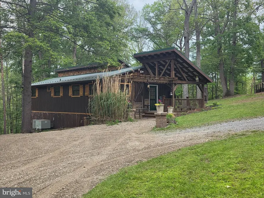 237 Redbud Ln, Hedgesville, WV 25427 - #3