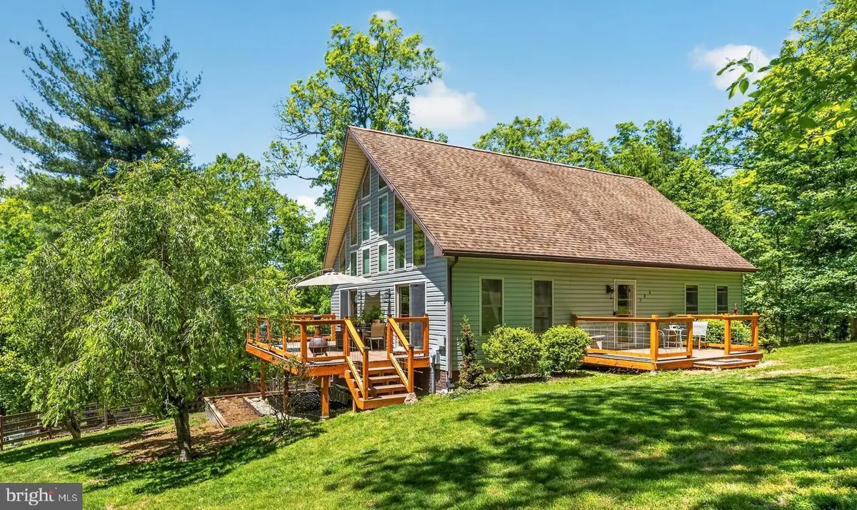 386 Chestnut Oak Ln, Hedgesville, WV 25427 - #1