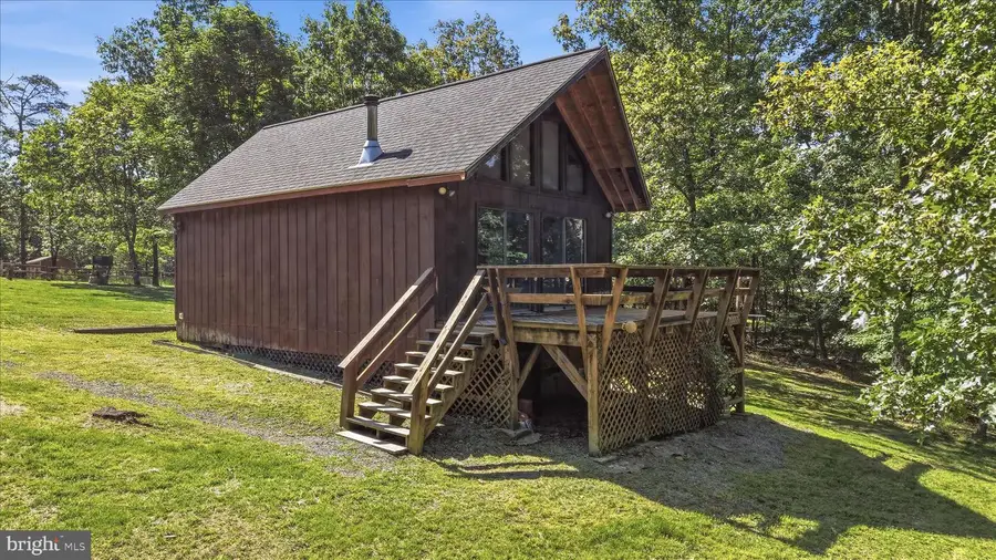 185 Plum Tree Ln, Berkeley Springs, WV 25411 - #2