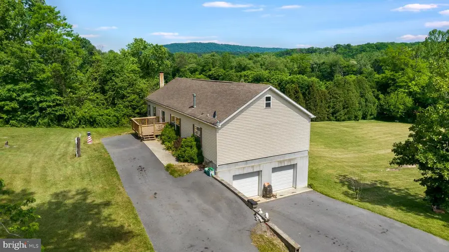 284 Woodmont Rd, Great Cacapon, WV 25422 - #2