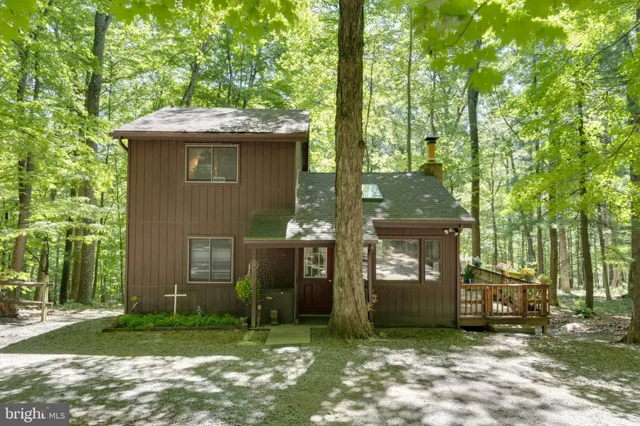 11 S Mountainside Dr, Berkeley Springs, WV 25411 - #3
