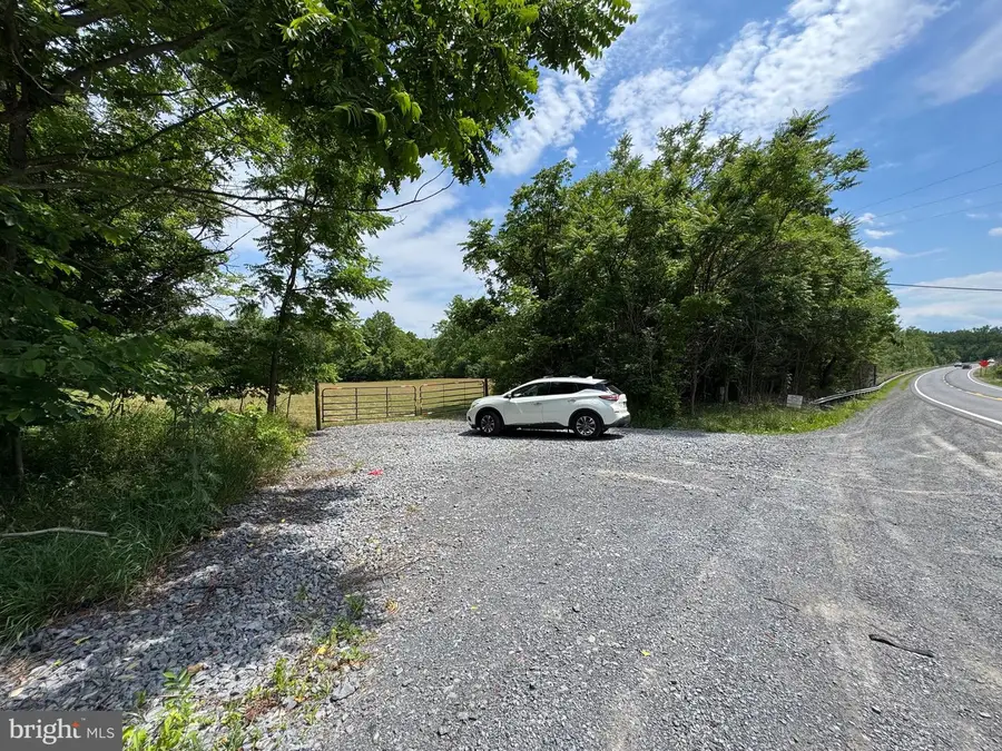 522 #near Bypass, Berkeley Springs, WV 25411 - #3