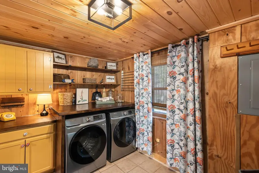 590 Hunters Camp Rd, Great Cacapon, WV 25422 - #3