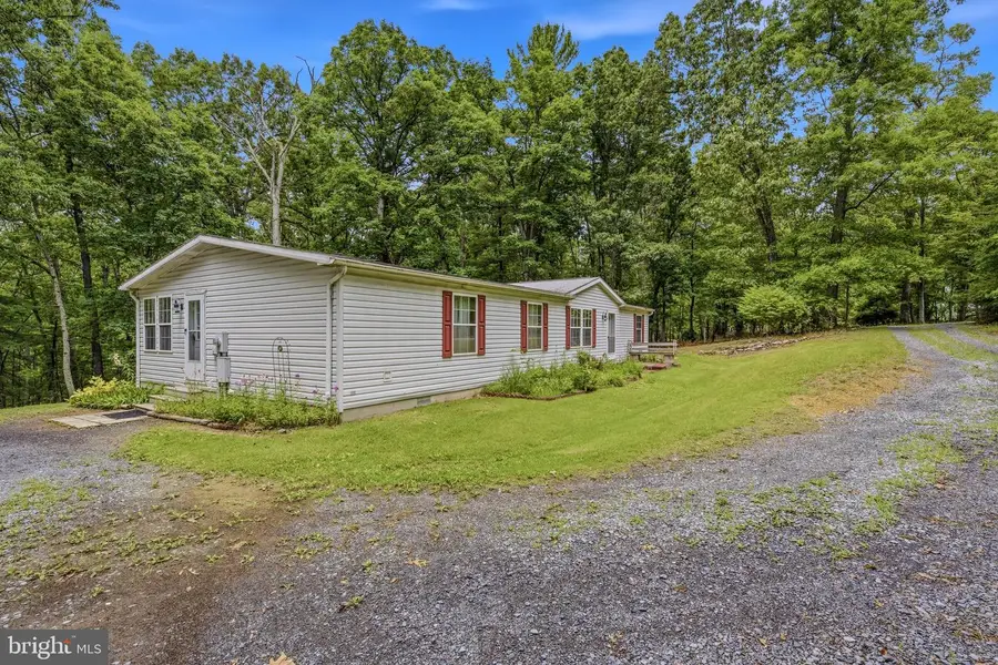 193 Friendship Ln, Berkeley Springs, WV 25411 - #2