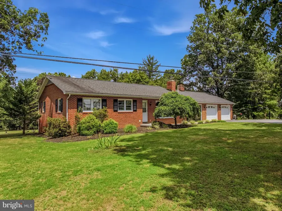 3779 Fairview Dr, Berkeley Springs, WV 25411 - #2