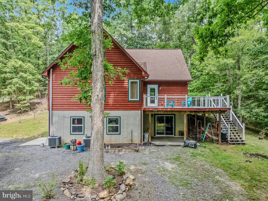 175 Chase Woods Ln, Great Cacapon, WV 25422 - #3
