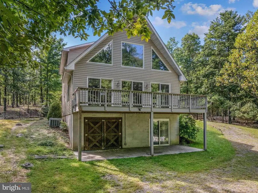 258 Hungaria Rd, Berkeley Springs, WV 25411 - #2