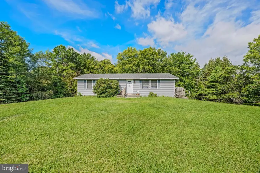 582 Apple Orchard Cir, Berkeley Springs, WV 25411 - #3