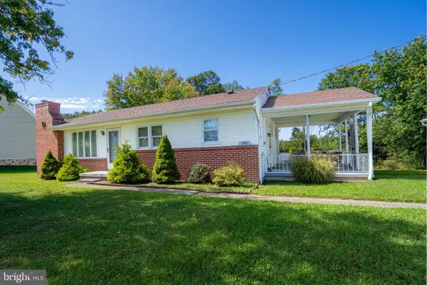 1911 Fairview Dr, BERKELEY SPRINGS, WV 25411
