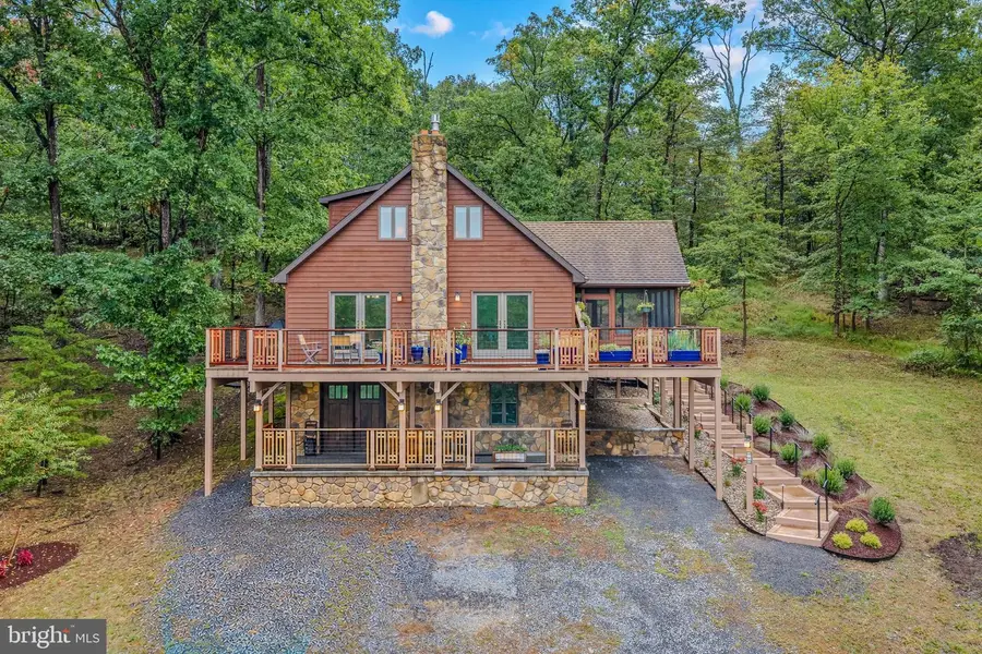 18 Donegal Ln, Berkeley Springs, WV 25411 - #2