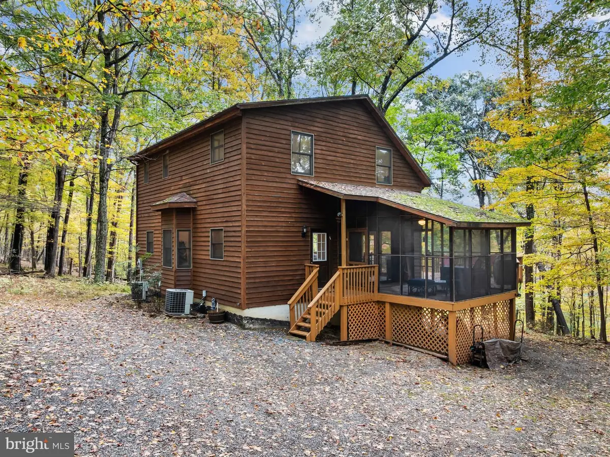278 Wintergreen Way, Berkeley Springs, WV 25411 - #1