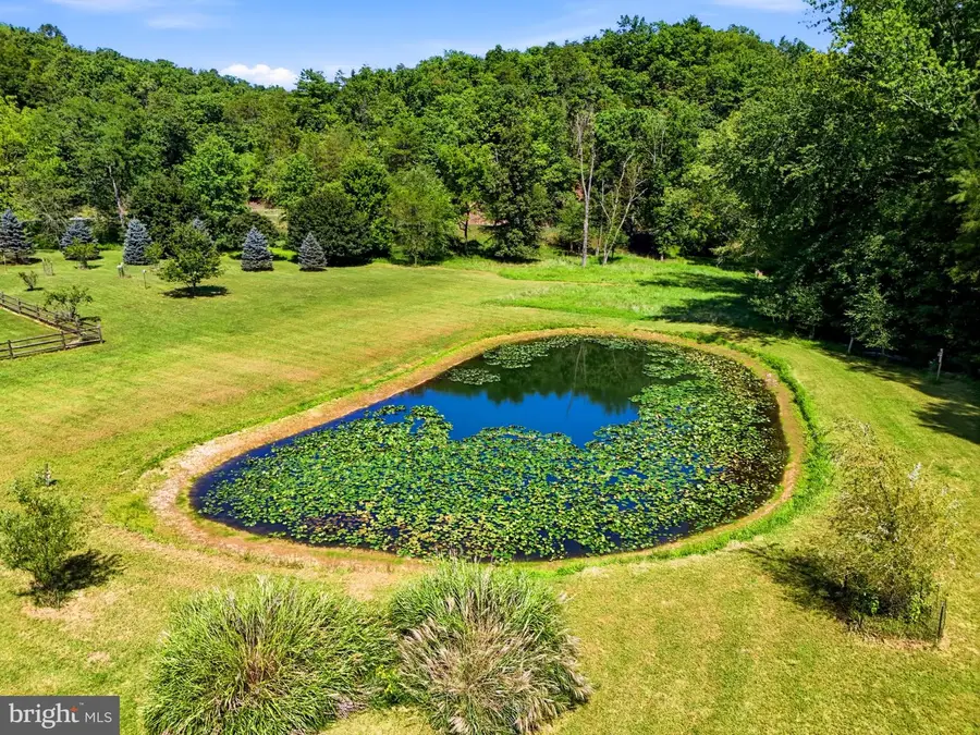 3127 Spohrs Rd, Berkeley Springs, WV 25411 - #2