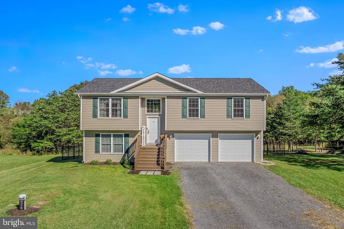 90 Ashton Cir, Berkeley Springs, WV 25411 - #1