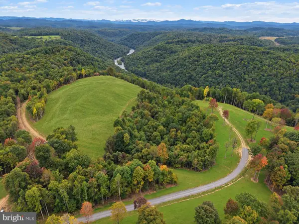 Lot 18 Arrowhead Dr, MT NEBO, WV 26679