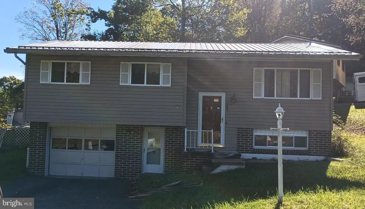 108 King Dr, Kingwood, WV 26537 - #1