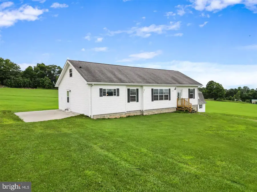71 Greenwood Ln, Aurora, WV 26705 - #2
