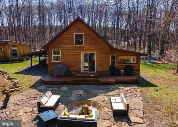 947 Savage Rd, BRUCETON MILLS, WV 26525