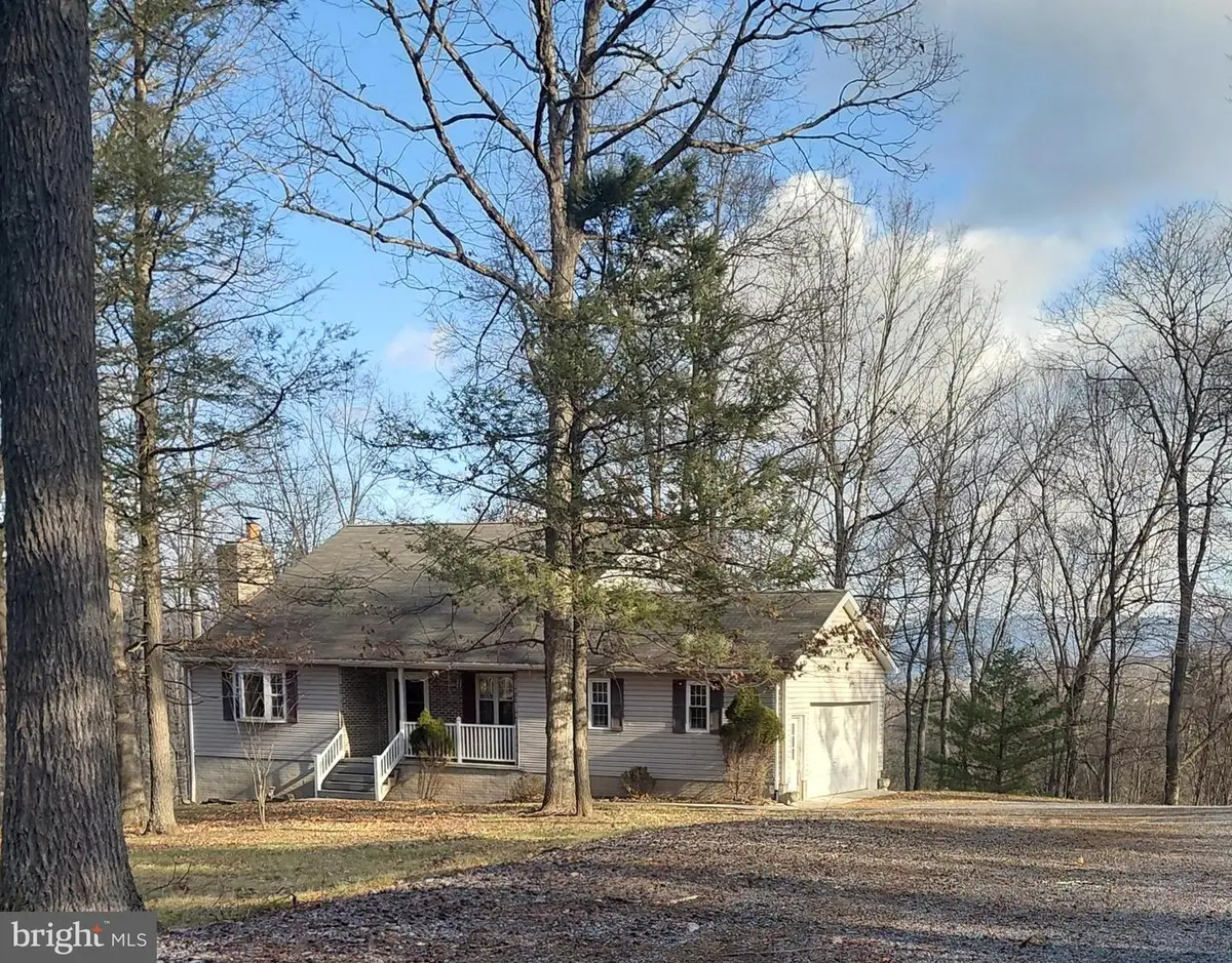 923 Horse Ridge Rd, Riverton, WV 26814 - Image #1