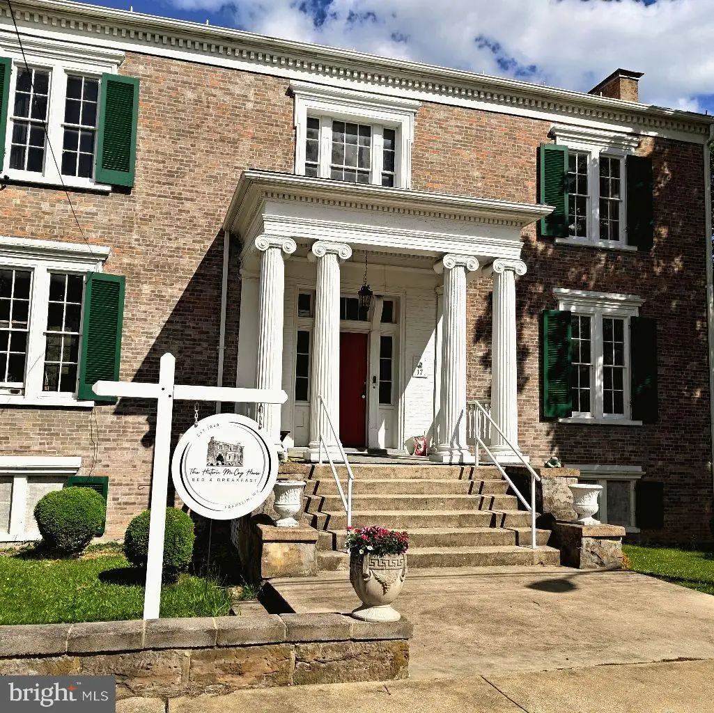 17 S Main St, Franklin, WV 26807 - #1