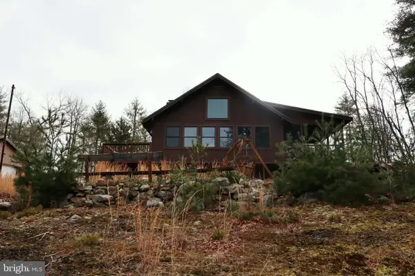 1120 Sandy Ridge Rd, SUGAR GROVE, WV 26815