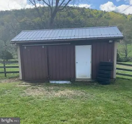 5621 Kiser Gap Rd, Franklin, WV 26807 - #2