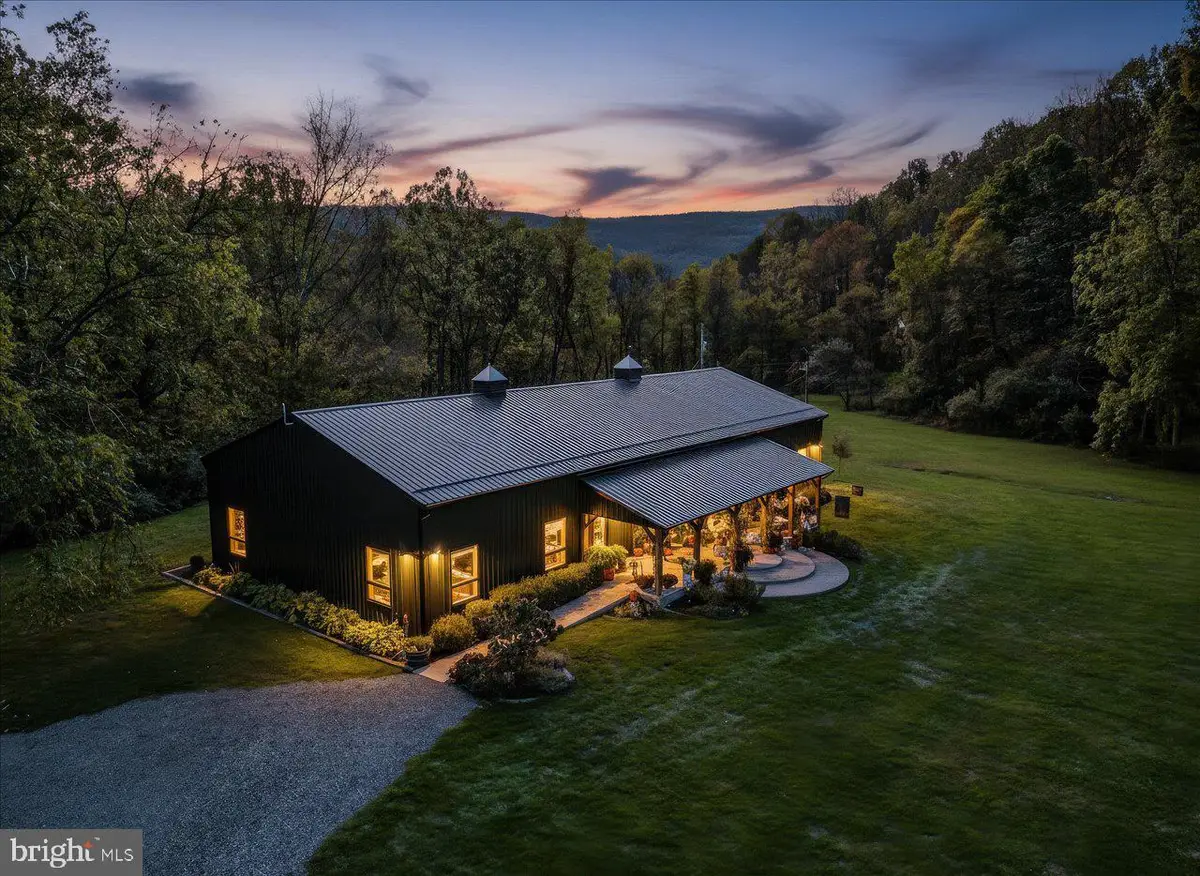 30 Polecat Hollow Blvd, Franklin, WV 26807 - #1