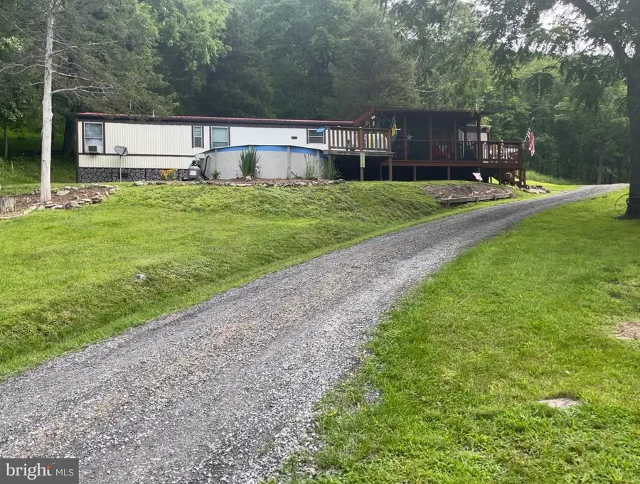 147 Day Owens Dr, Franklin, WV 26807 - #2
