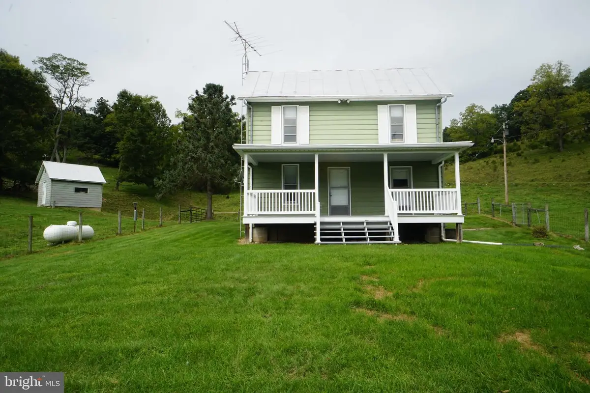 242 Newman Ln, Franklin, WV 26807 - #1