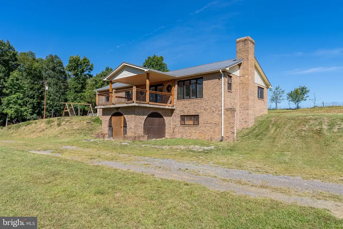 2520 Ridge Rd, Upper Tract, WV 26866 - #1