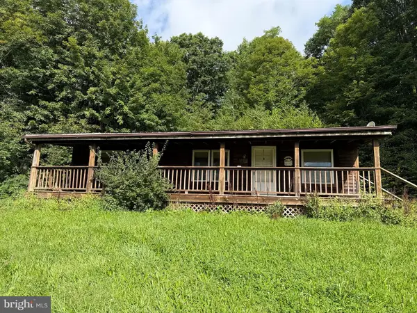 95 Poplar Ln, CIRCLEVILLE, WV 26804
