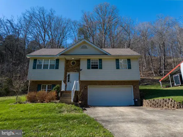 107 Josephs Xing, ELEANOR, WV 25070