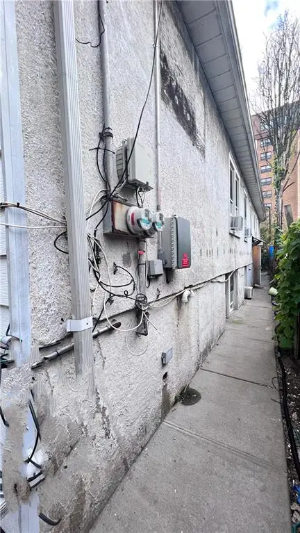 12 Brighton 3rd Road, Brooklyn, NY 11235