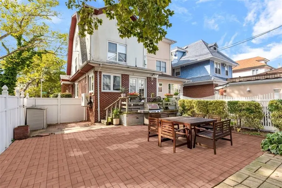 7523 Narrows Avenue, Brooklyn, NY 11209 - Image #2