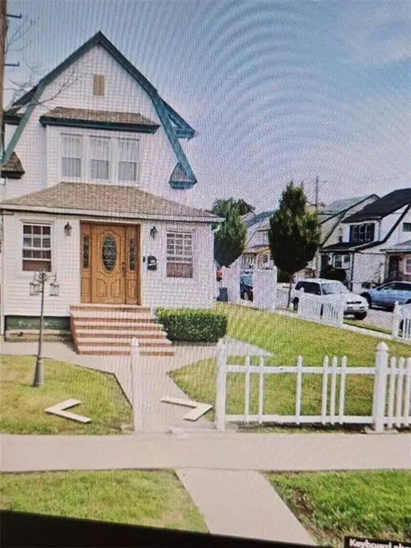 21919 107th Avenue, Queens Village Jamaica, NY 11429