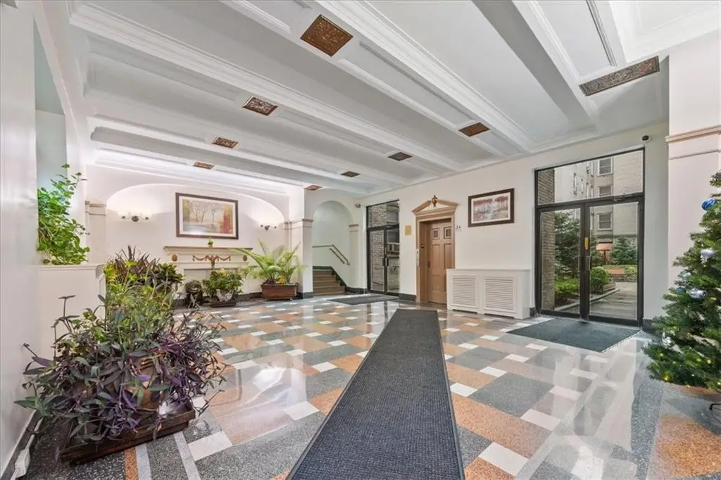 763 Ocean Parkway #4J, Brooklyn, NY 11230 - Image #1