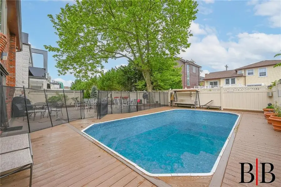 80 Whitman Drive, Brooklyn, NY 11234 - Image #3