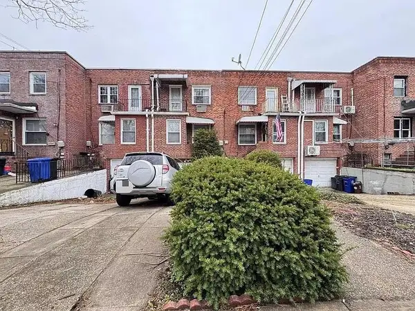 8922 Moline Street, Queens Village, NY 11428